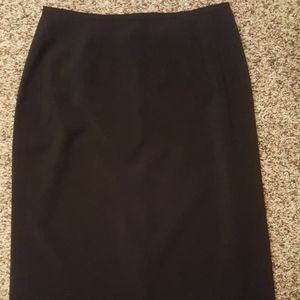 East 5th size 6 Black Pencil Skirt